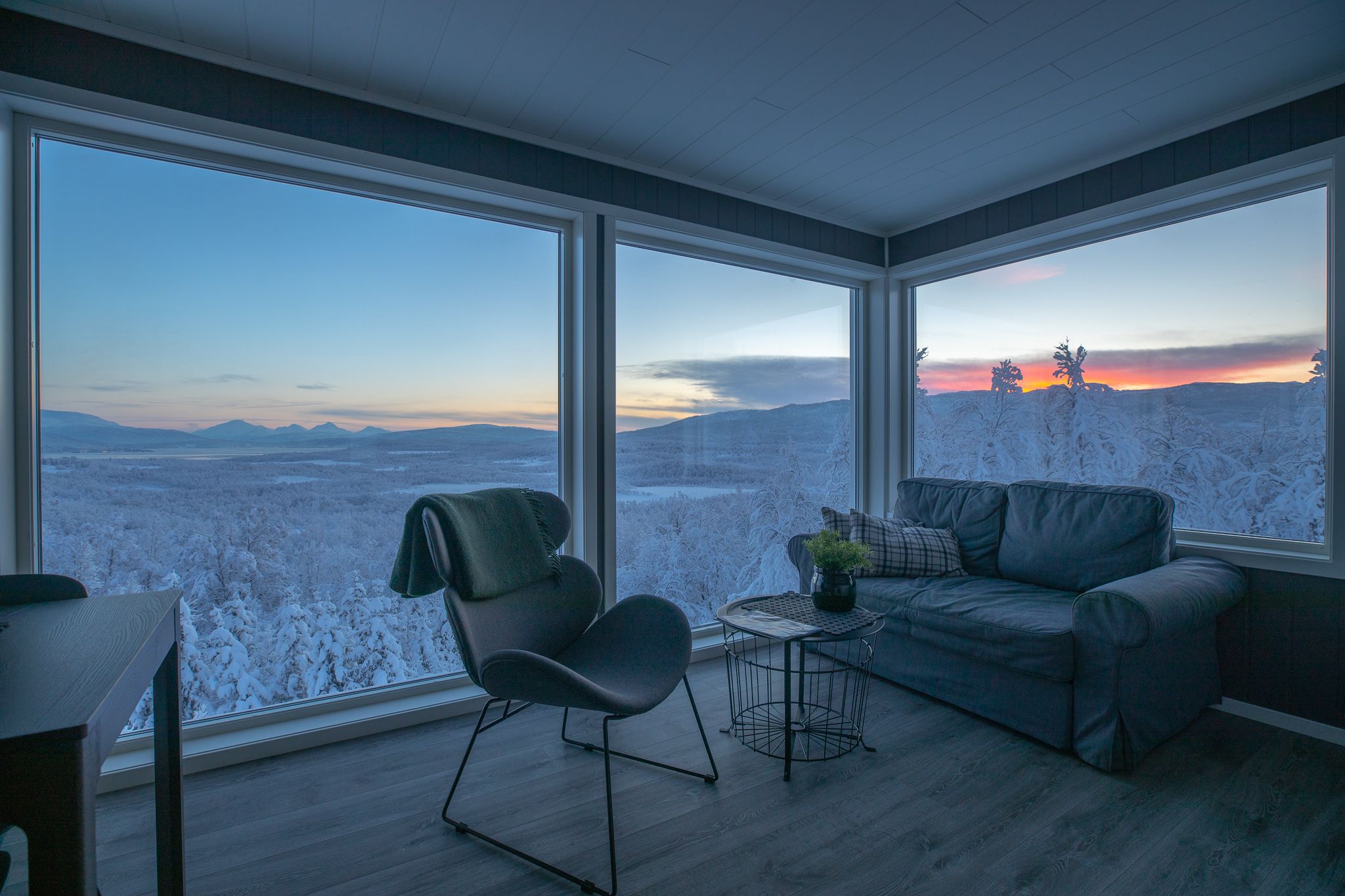 Rooms and suites at Aurora Borealis Observatory