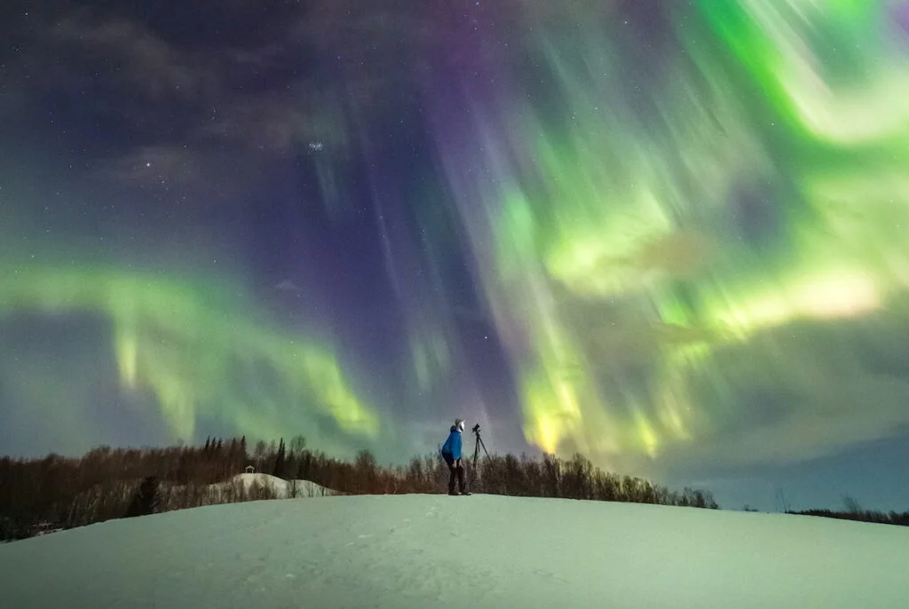 Taking picture of the aurora borealis