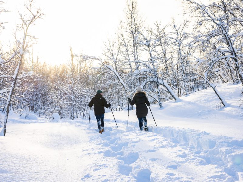 SnowshoesCouple_byJacq36-scaled.jpg